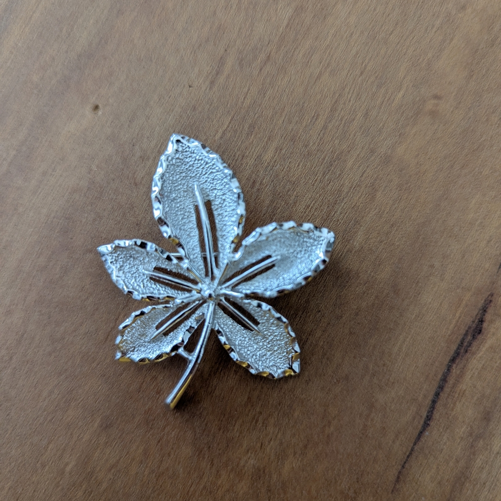 Silver Leaf Brooch